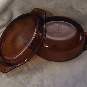 Vintage Fire King Amber Brown 1.5 quart casserole